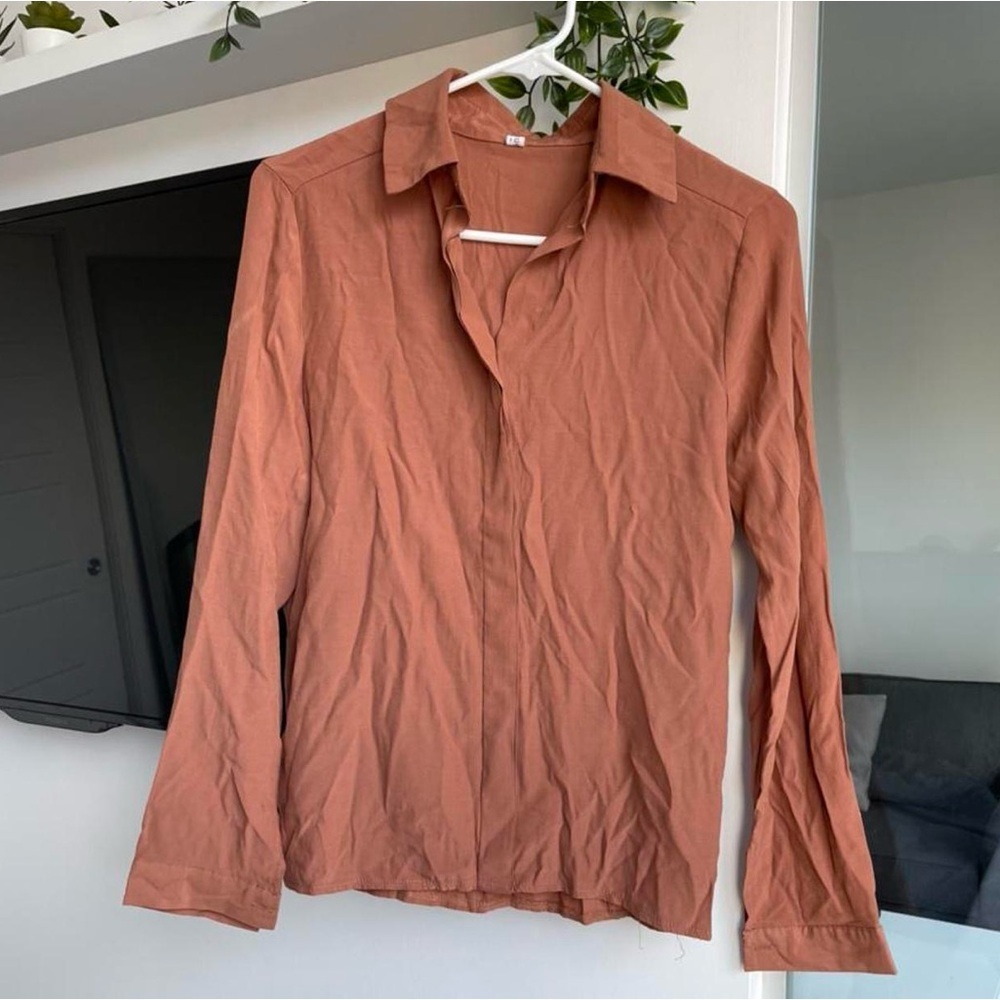 4/$24 🧡 Korean Long sleeve button down shirt